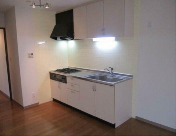 ��ʌ�����s�����P���ڂ̃}���V�����̃L�b�`��