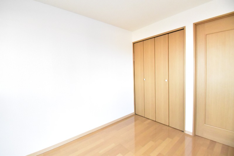 ��ʌ��������܎s�Y�a��j���J�R���ڂ̃}���V�����̂��̑������E�X�y�[�X