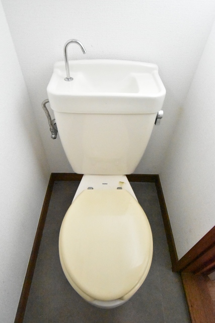 ��ʌ��������܎s��{��听���P���ڂ̃A�p�[�g�̃g�C��