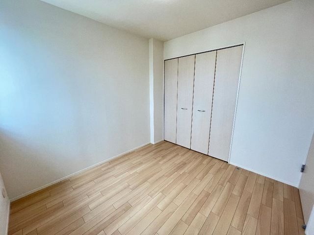 ��ʌ�����s�厚�����̃A�p�[�g�̂��̑��ݔ�