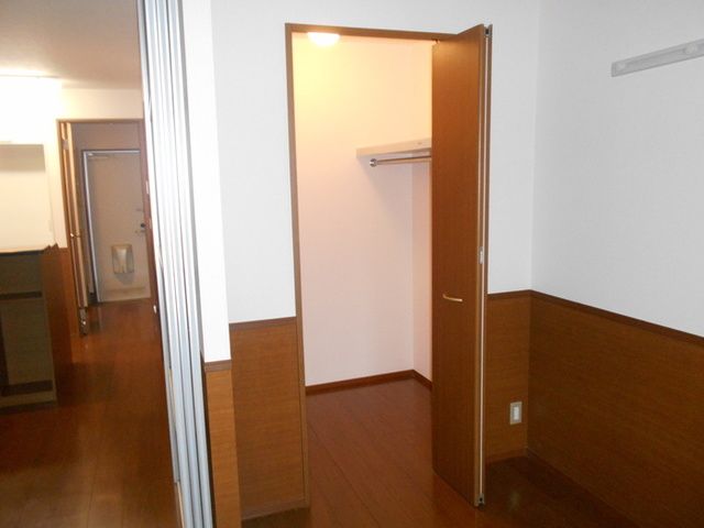 ��ʌ��������܎s�k��ʏ����̃A�p�[�g�̎��[