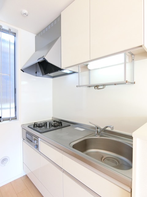 ��ʌ��������܎s�k����i���P���ڂ̃}���V�����̃L�b�`��