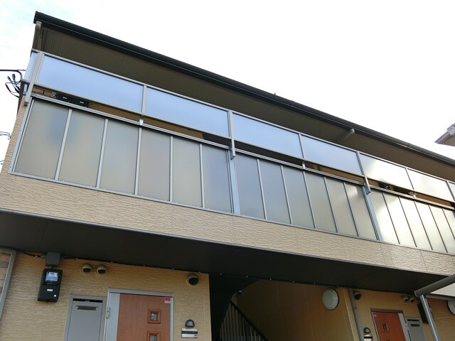 ��ʌ��������܎s��{��㏬���̃A�p�[�g�̌����O��