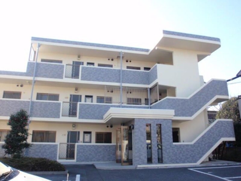 ��ʌ��������܎s�����攪���q�R���ڂ̃}���V�����̌����O��