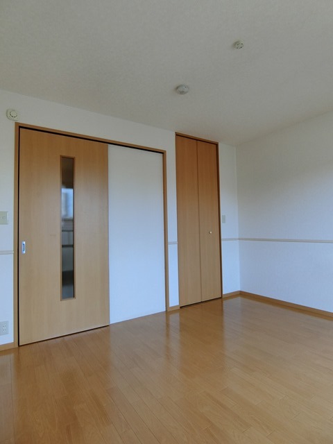 ��ʌ��������܎s��{��㏬���̃A�p�[�g�̂��̑������E�X�y�[�X