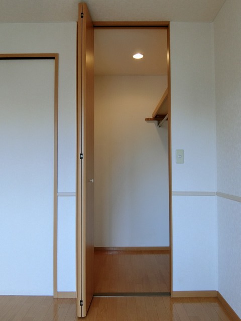 ��ʌ��������܎s��{��㏬���̃A�p�[�g�̎��[