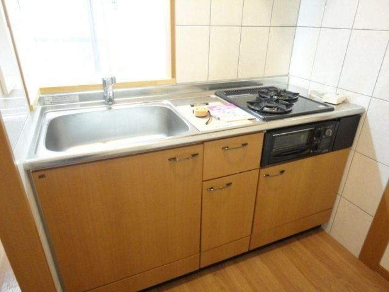 ��ʌ�����s�����Q���ڂ̃A�p�[�g�̃L�b�`��