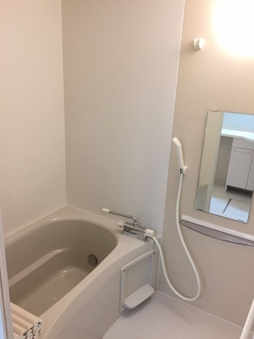 ��ʌ��������܎s���撬�J�P���ڂ̃A�p�[�g�̃o�X