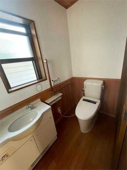 ��ʌ��������܎s��΋�厚���J�̈�ˌ��Ẵg�C��