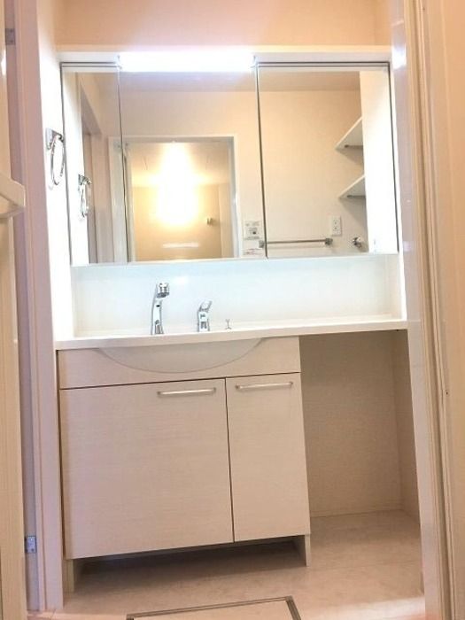 ��ʌ��������܎s���撬�J�P���ڂ̃A�p�[�g�̐��ʏ�