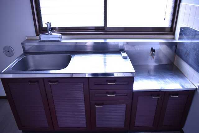 ��ʌ��������܎s��΋擌��΂S���ڂ̃A�p�[�g�̃L�b�`��