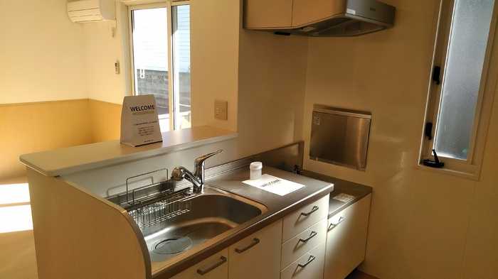 ��ʌ�����s����T���ڂ̃A�p�[�g�̃L�b�`��