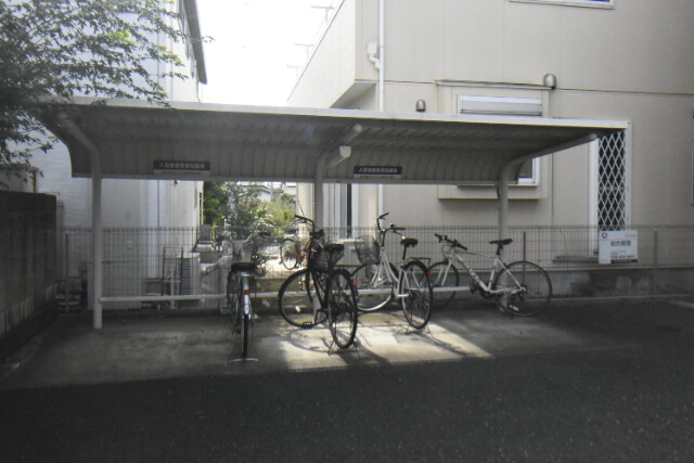 ��ʌ�����s����T���ڂ̃A�p�[�g�̂��̑�