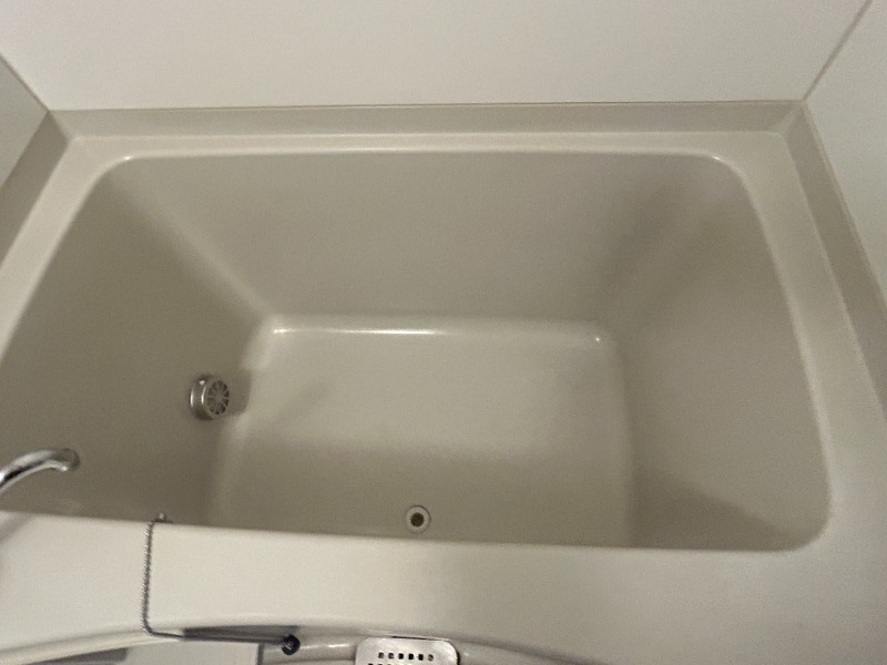 ��ʌ��s�c�s����S���ڂ̃A�p�[�g�̃o�X