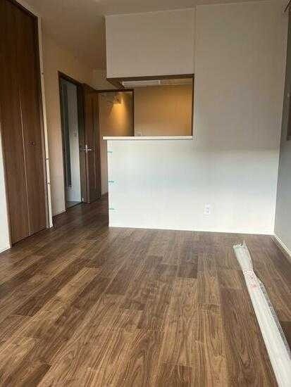 ��ʌ��������܎s�Y�a��k�Y�a�Q���ڂ̃}���V�����̋��ԁE���r���O