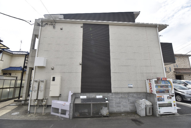 ��ʌ��������܎s����厚�w��1754-5�̃A�p�[�g�̌����O��