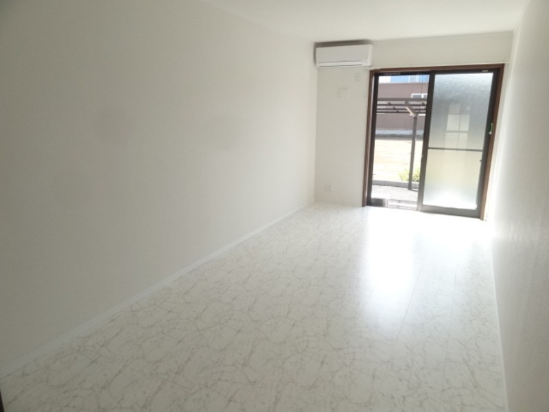 ��ʌ��������܎s����厚�w��̃A�p�[�g�̂��̑������E�X�y�[�X