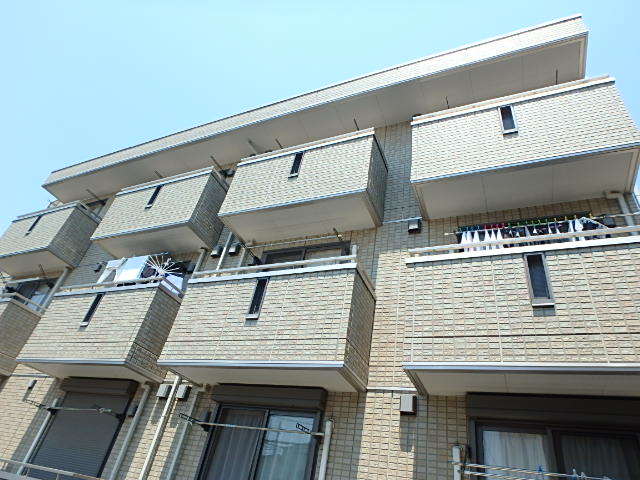 ��ʌ��������܎s��{��V�����P���ڂ̃A�p�[�g�̌����O��