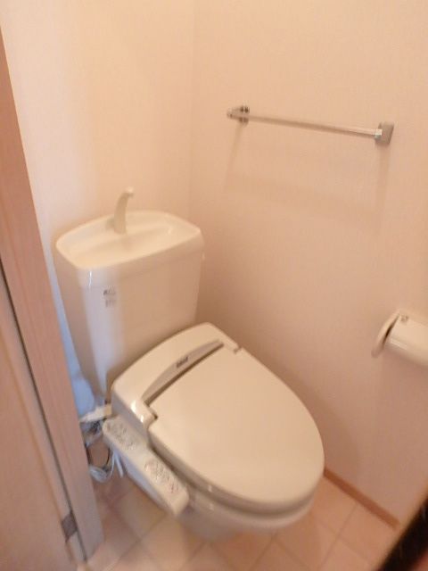 ��ʌ��������܎s��{��V�����P���ڂ̃A�p�[�g�̃g�C��