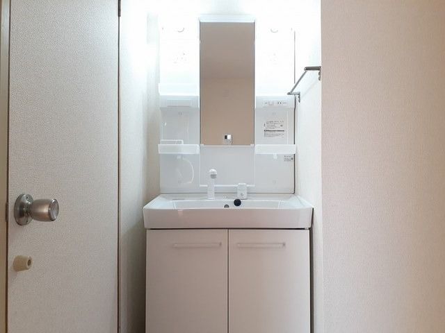 ��ʌ������s�����̃}���V�����̂��̑��ݔ�