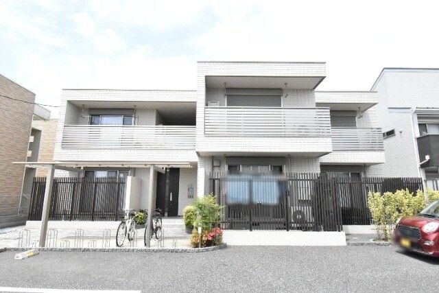 ��ʌ��z�J�s���C�N�^�E���U����2-16�̃}���V�����̌����O��