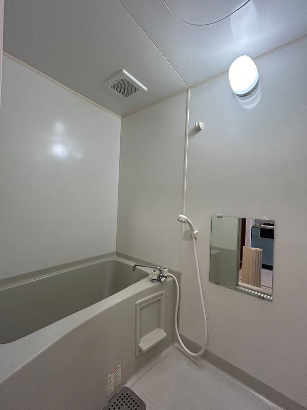 ��ʌ��������܎s������V�����S���ڂ̃A�p�[�g�̃o�X