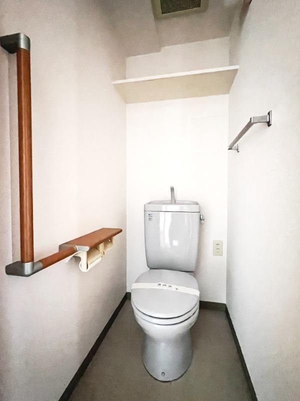 ��ʌ�����s������R���ڂ̃}���V�����̃g�C��