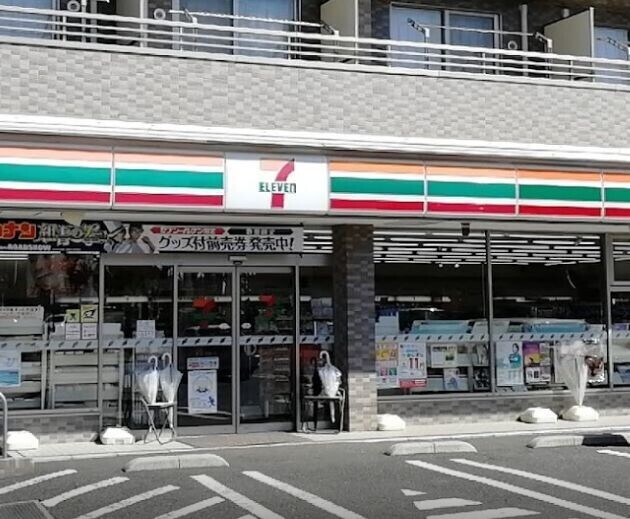 ��ʌ�����s������R���ڂ̃}���V�����̎���