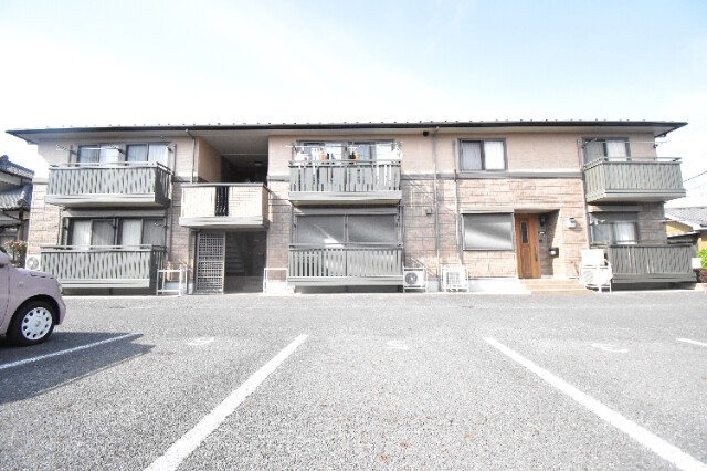 ��ʌ��������܎s��{��O���S���ڂ̃A�p�[�g�̌����O��