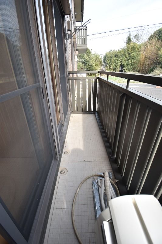 ��ʌ��������܎s��{��O���S���ڂ̃A�p�[�g�̃o���R�j�[