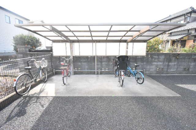 ��ʌ��������܎s��{��O���S���ڂ̃A�p�[�g�̂��̑�