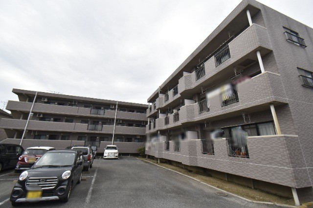 ��ʌ��������܎s��΋���؂P����27-5�̃}���V�����̌����O��