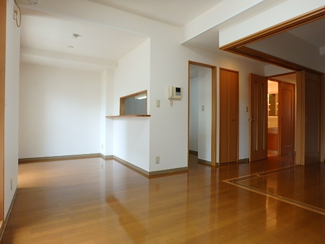 ��ʌ��������܎s��{��听���P���ڂ̃}���V�����̋��ԁE���r���O