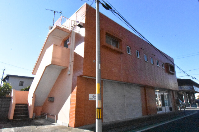 ��ʌ��������܎s�����擌��{�P���ڂ̃}���V�����̌����O��