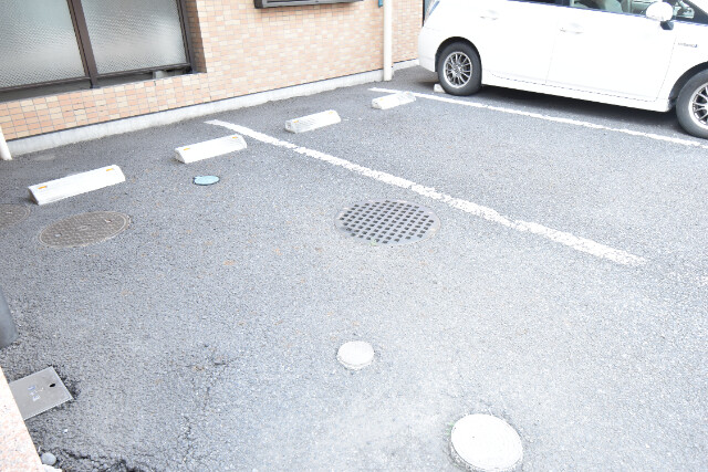 ��ʌ��������܎s��{��听���P���ڂ̃}���V�����̒��ԏ�