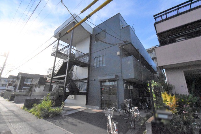 ��ʌ�����s������Q����19-26�̃}���V�����̌����O��