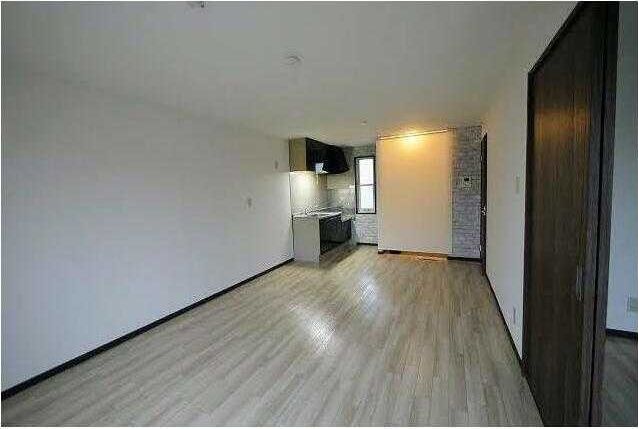 ��ʌ��������܎s������x�蒬�̃A�p�[�g�̋��ԁE���r���O