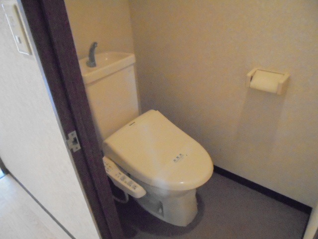 ��ʌ��������܎s��΋���؂P���ڂ̃}���V�����̃g�C��