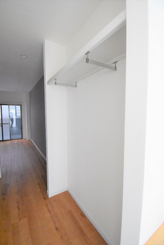 ��ʌ�����s������Q���ڂ̃}���V�����̎��[