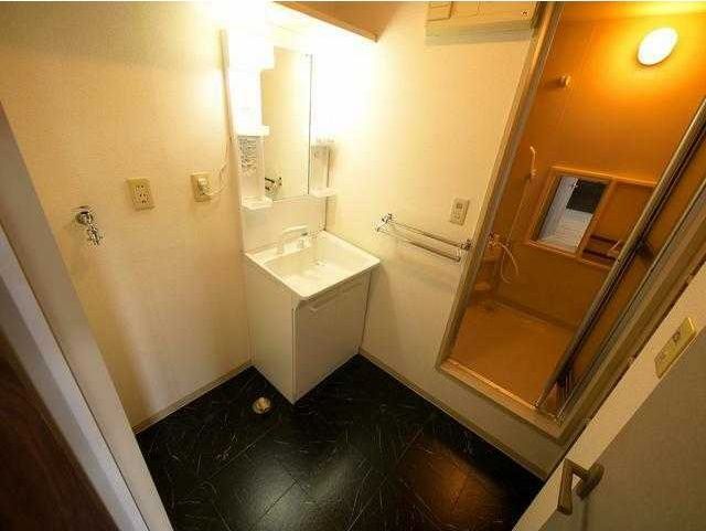 ��ʌ��������܎s������x�蒬�̃A�p�[�g�̂��̑�