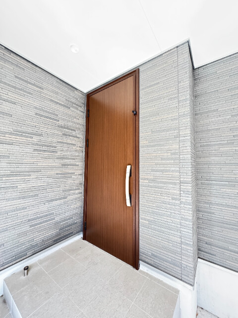 ��ʌ��������܎s�Y�a��{���P���ڂ̈�ˌ��ẴG���g�����X