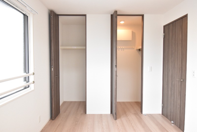 ��ʌ��z�J�s��z�J�P���ڂ̃A�p�[�g�̎��[