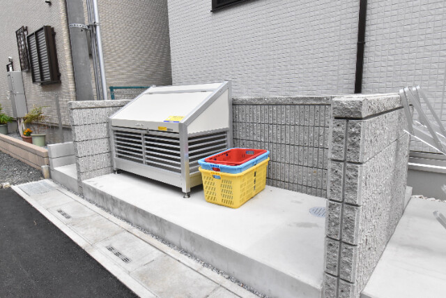 ��ʌ��z�J�s��z�J�P���ڂ̃A�p�[�g�̂��̑�