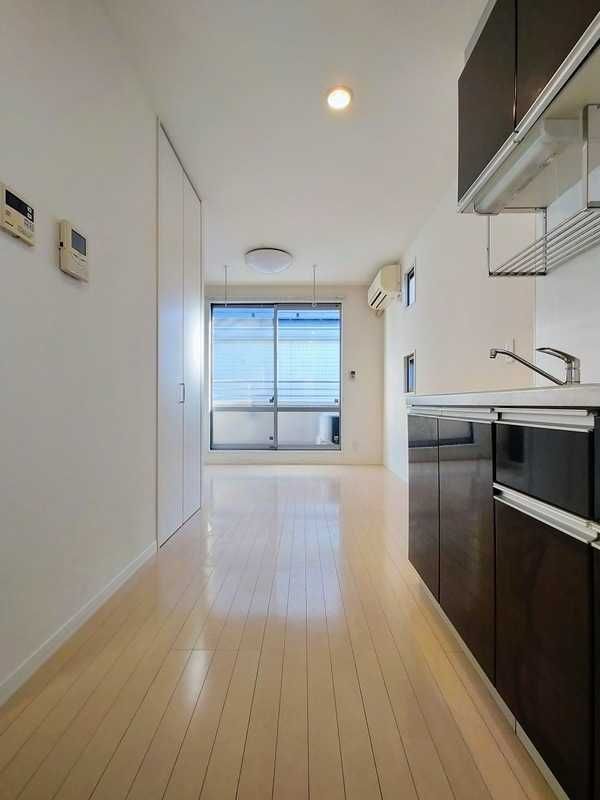 ��ʌ��������܎s������{�����Q���ڂ̃e���X�n�E�X�̃L�b�`��