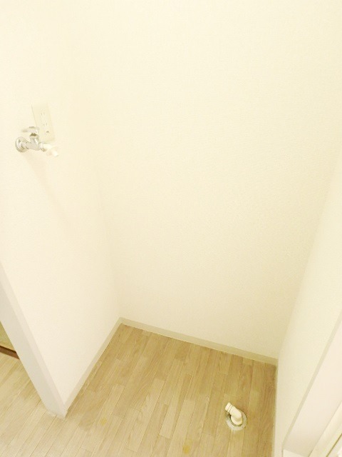 ��ʌ��������܎s��{��k�ܒ��Q���ڂ̃A�p�[�g�̂��̑�