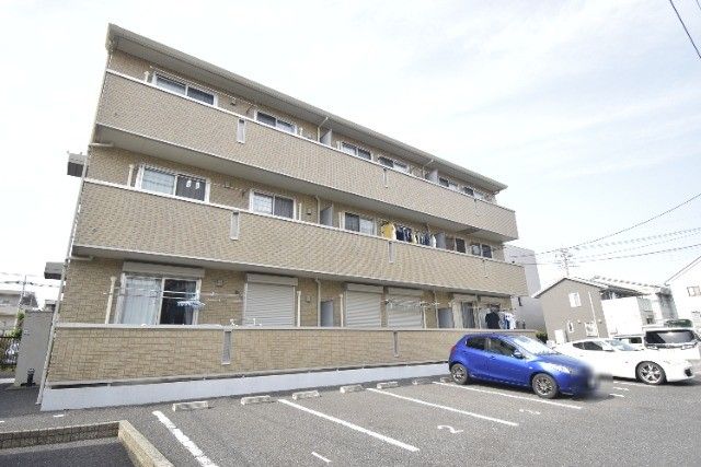 ��ʌ��������܎s��{��听���P����530-1�̃A�p�[�g�̌����O��