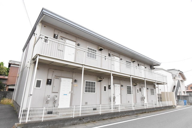 ��ʌ��������܎s��΋撇���P����13-15�̃A�p�[�g�̌����O��