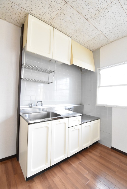 ��ʌ��������܎s��΋撇���P���ڂ̃A�p�[�g�̃L�b�`��