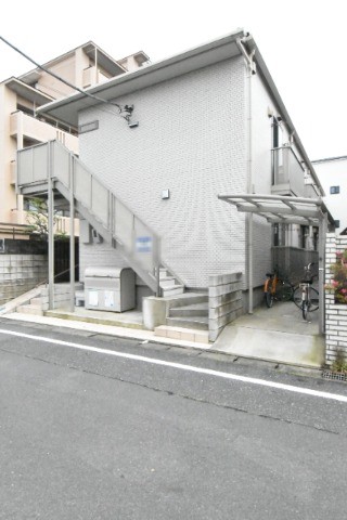 ��ʌ�����s������S����26-8�̃A�p�[�g�̌����O��