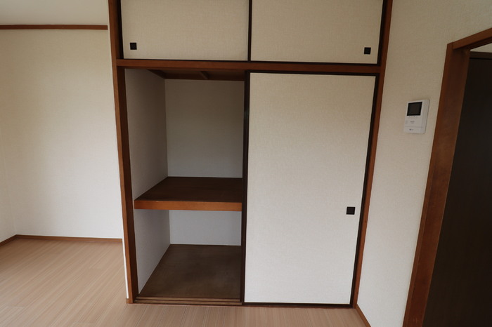 ��ʌ��������܎s����厚�_�c�̃A�p�[�g�̎��[